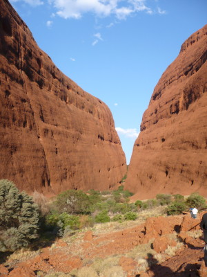 Kata-Tjuta gorge Kata-Tjuta gorge